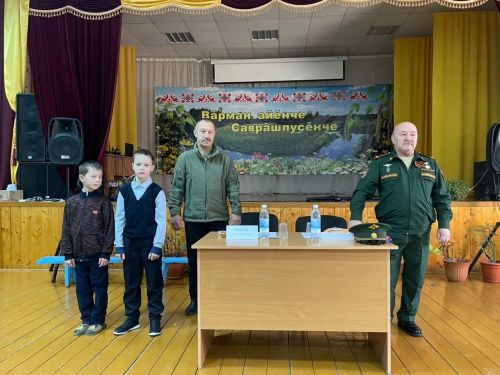 Саврăшпуç ялӗн çак çамрăк волонтерӗсене Тав çырăвӗпе чысларӗç