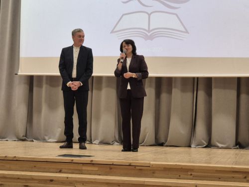 Хусанта Раççей халăхӗсен тăван чӗлхисемпе шкул ачисен вулавӗ иртрӗ