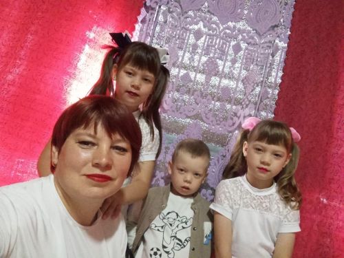 Уяв ячӗпе, аннесем!