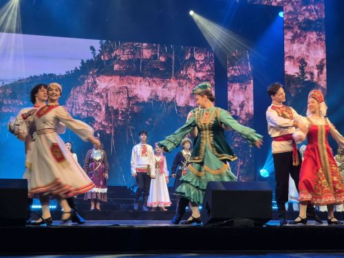 Рустам Минниханов: «Тӗп хаклӑхсен никӗсӗнче - пӗр-пӗрин чӗлхисене, культурисемпе йӑлисене хисеплени»