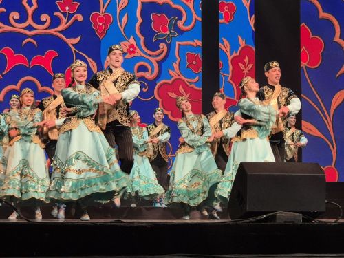 Рустам Минниханов: «Тӗп хаклӑхсен никӗсӗнче - пӗр-пӗрин чӗлхисене, культурисемпе йӑлисене хисеплени»