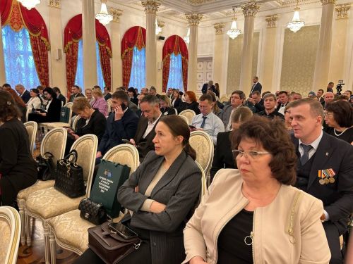 Республикăри чи лайăх таварсене палăртрӗç