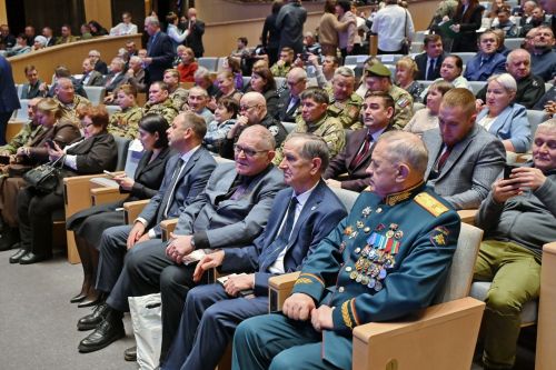 Фарид Мухаметшин: «Эпир сирӗн умра пуҫ таятпӑр»