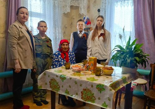 Тыл ӗçченӗпе тӗл пулни ачасемшӗн кăсăклă та пӗлтерӗшлӗ пулнă