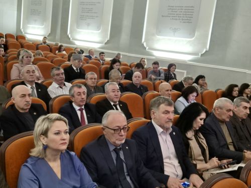 Тутарстанри Халӑхсен ассамблейи тӗп халӑхсен тӑван чӗлхисене упрассипе ӗҫсене пӗтӗмлетрӗ
