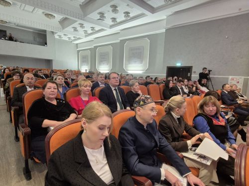Тутарстанри Халӑхсен ассамблейи тӗп халӑхсен тӑван чӗлхисене упрассипе ӗҫсене пӗтӗмлетрӗ