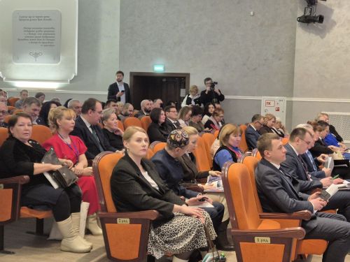 Тутарстанри Халӑхсен ассамблейи тӗп халӑхсен тӑван чӗлхисене упрассипе ӗҫсене пӗтӗмлетрӗ