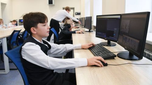 Шкул ачисене операци системисемпе паллаштарӗç