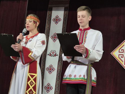 Патраклăри «Çеçпӗл» халăх фольклор ансамблӗ 50 çул тултарнине паллă турӗ