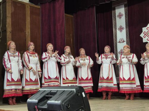 Патраклăри «Çеçпӗл» халăх фольклор ансамблӗ 50 çул тултарнине паллă турӗ