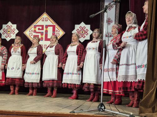 Патраклăри «Çеçпӗл» халăх фольклор ансамблӗ 50 çул тултарнине паллă турӗ