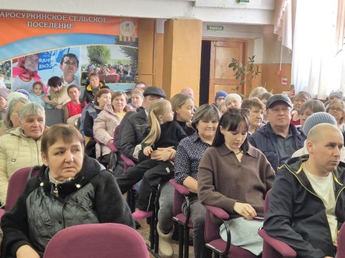 Патраклăри «Çеçпӗл» халăх фольклор ансамблӗ 50 çул тултарнине паллă турӗ