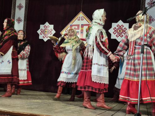 Патраклăри «Çеçпӗл» халăх фольклор ансамблӗ 50 çул тултарнине паллă турӗ