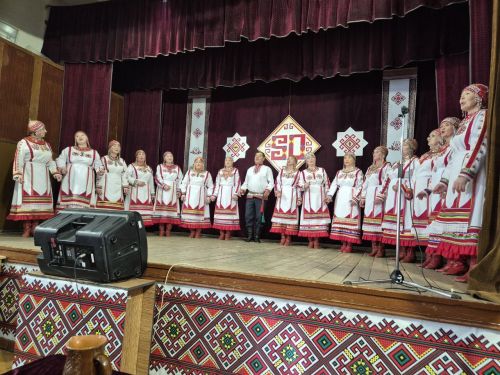 Патраклăри «Çеçпӗл» халăх фольклор ансамблӗ 50 çул тултарнине паллă турӗ