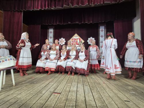 Патраклăри «Çеçпӗл» халăх фольклор ансамблӗ 50 çул тултарнине паллă турӗ