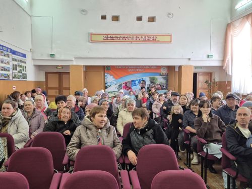 Патраклăри «Çеçпӗл» халăх фольклор ансамблӗ 50 çул тултарнине паллă турӗ