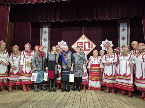 Патраклăри «Çеçпӗл» халăх фольклор ансамблӗ 50 çул тултарнине паллă турӗ