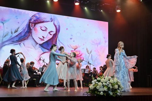 «Çулталăк хӗрарăмӗ. Çулталăк арçынни: хӗрарăм куçӗпе» республика конкурсне чăваш хӗрарăмӗсем йышлăн хутшăнчӗç