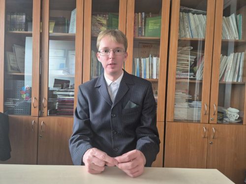 Максим Кузнецов: «Чăваш хӗрне халалласа сăвă та çыртăм»