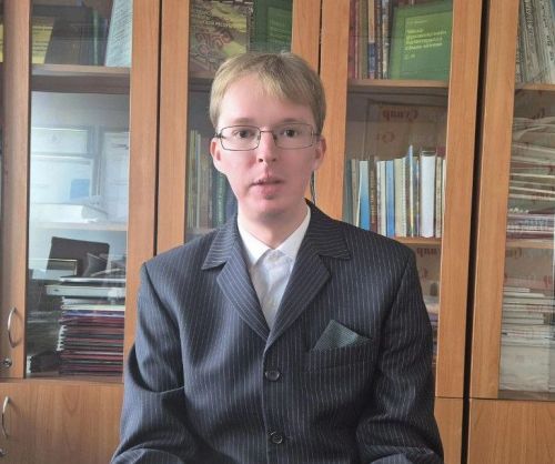 Максим Кузнецов: «Чăваш хӗрне халалласа сăвă та çыртăм»