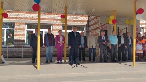 Чăваш Енри Пайкилт ялӗнче Константин Иванова асăнса йывăç лартрӗç