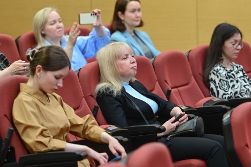 ТР Министрсен Кабинетӗнче çуллахи наци праçникӗсен хăйевӗрлӗхӗсене уçăмлатрӗç