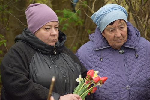 Ним çукран шартлама сивӗре çынсене окоп чавма кăларман