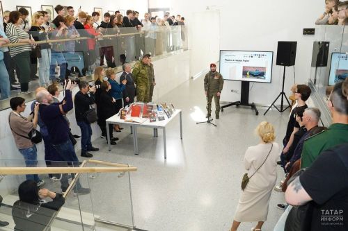 СВО паттăрӗсем портретсенче, скульптурăсенче