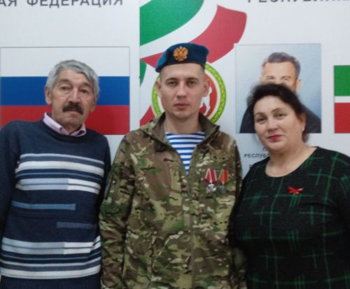 Анат Кăтратари Сергей Ильинăн тепӗр орден