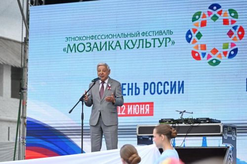 Участников и гостей фестиваля «Мозаика культур» поздравил Фарид Мухаметшин