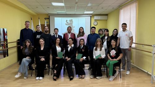 Ленинград облаçӗнчи Бугры хулинче пӗрремӗш хут Акатуй иртрӗ