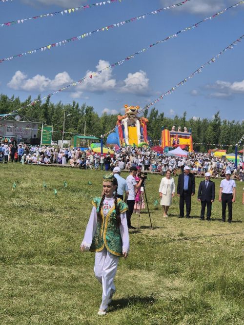 Июнӗн 8-мӗшӗнче Çӗпрелӗнче Сабантуй иртрӗ