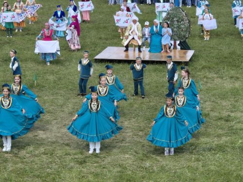 Июнӗн 8-мӗшӗнче Çӗпрелӗнче Сабантуй иртрӗ