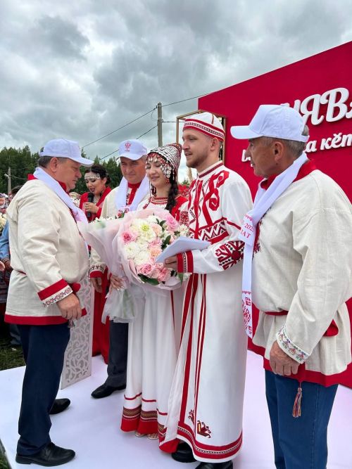 Кăçалхи Уявра çемье чăмăртанчӗ
