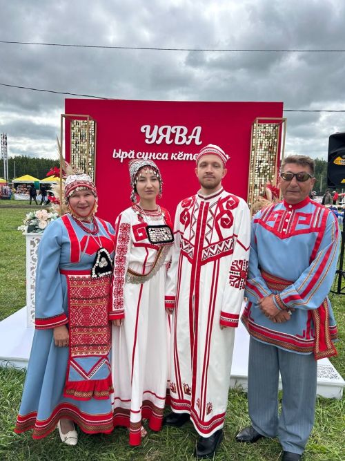 Кăçалхи Уявра çемье чăмăртанчӗ