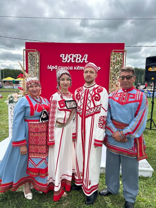 Кăçалхи Уявра çемье чăмăртанчӗ