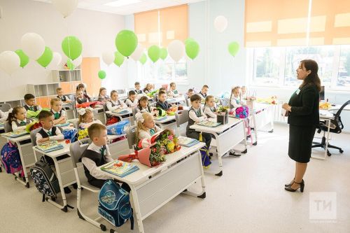 Раççейре кăçал 1,5 миллион ача  пĕрремĕш хут партта хушшине ларать