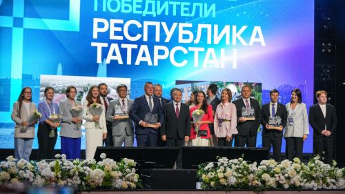 Аксусемпе теччӗсене, алексеевскисемпе çӳлтусене савăнмалăх