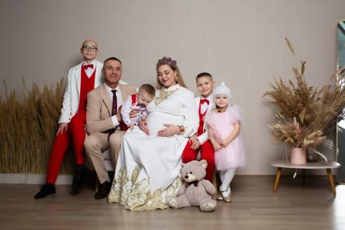 Алена Силпи пиллӗкмӗш хут анне пулнă