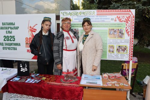 Республика кунӗ умӗн Çӗпрел районӗ 95 çул тултарнине паллă турӗ