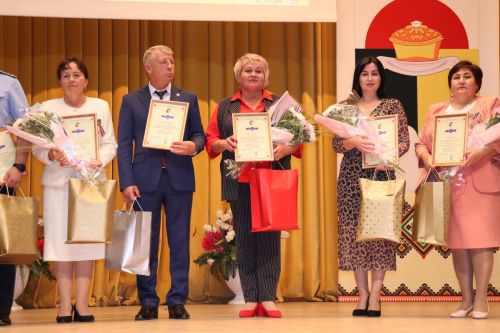Республика кунӗ умӗн Çӗпрел районӗ 95 çул тултарнине паллă турӗ