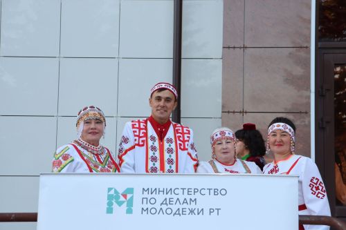 Республика кунӗ умӗн Çӗпрел районӗ 95 çул тултарнине паллă турӗ