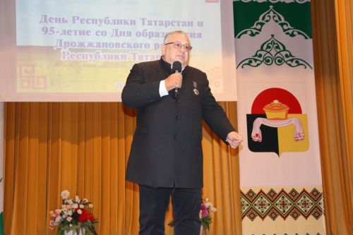 Республика кунӗ умӗн Çӗпрел районӗ 95 çул тултарнине паллă турӗ