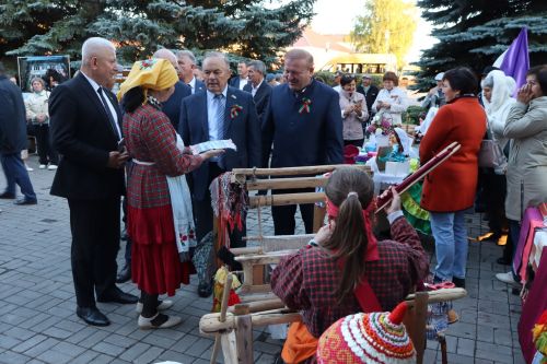 Республика кунӗ умӗн Çӗпрел районӗ 95 çул тултарнине паллă турӗ