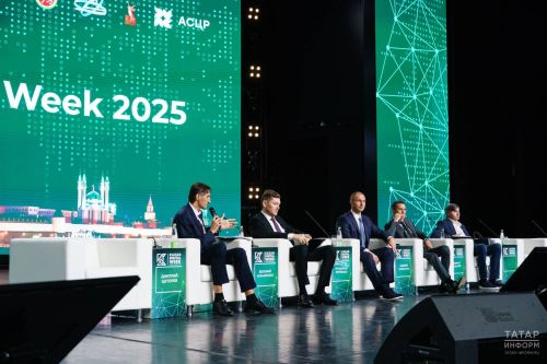 Kazan Digital Week форумра Max наци мессенджерӗн аталанӑвне сӳтсе яврӗç