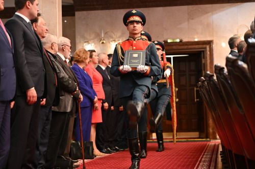 Паян Рустам Минниханов Тутарстан Республикин Раисӗн должноçне йышăнчӗ