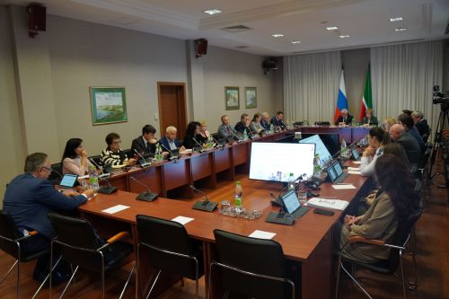 Патшалăх Канашӗн депутачӗсен шучӗпе пултаруллă çамрăксене республикăрах хăварма тăрăшмалла