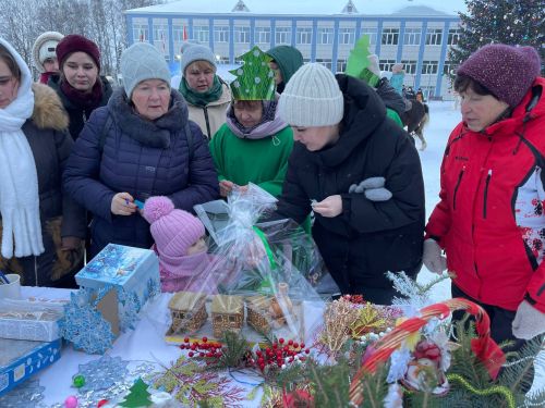 Время загадывать желания: тепло праздника и сила добра в Аксубаево