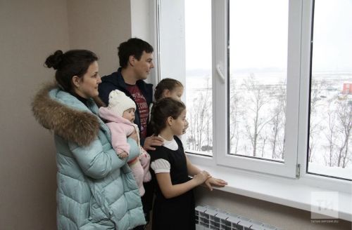 В домах от Госжилфонда в 2025 году получили  квартиры 280 молодых семей