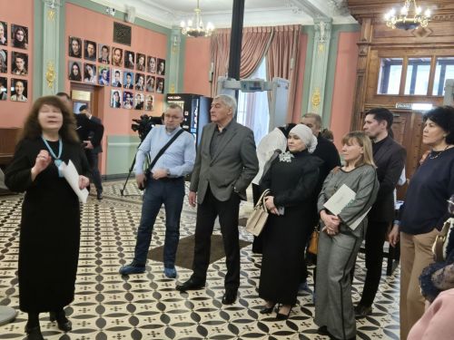 Фарид МУХАМЕТШИН: «РЕСПУБЛИКĂРА ПУРĂНАКАНСЕМ ХАÇАТ-ЖУРНАЛСЕНЕ ПИТӖ КӖТЕÇÇӖ. ЭП ХАМ ТА ÇАВСЕН ШУТӖНЧЕ»